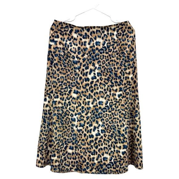 Lulu’s | M Medium Leopard Satin Skirt - Picture 1 of 8